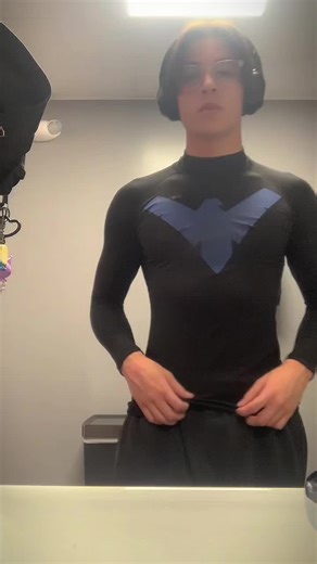 I made this shirt 😼 #gym #powerlifting #nightwing