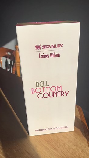 Obsessed with the @laineywilsonmusic Watermelon Moonshine Stanley Collab!!! ❤️💚🍉 #fyp #fouryoupage #fypシ #fypシ゚viral #watermellonmoonshine #laineywilson #stanley #stanleycup #stanelytumbler