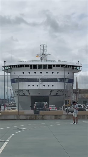 MV Pont Aven loading in Santander 🇪🇸 • #ferry #boat #ship #travel #spain #cruise #santander #vlog