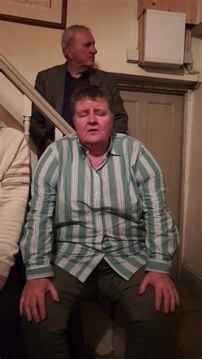 54K views · 1.4K reactions | 217 The great singing of Theresa Walsh. She was at The Knockalougha Ramblin house County Kerry.Tuesday 21st October hope you enjoy them all. | Singing Session Videos | Facebook