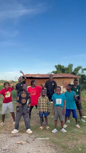 63K views · 2.7K reactions | Who can try our dance moves ???朗朗朗 let’s learn how to dance in this video ❤️❤️ #instagram #reels #trendingreels #dance #fun #share #amazing #love #support #instamood | Hypers Kids Africa | Facebook