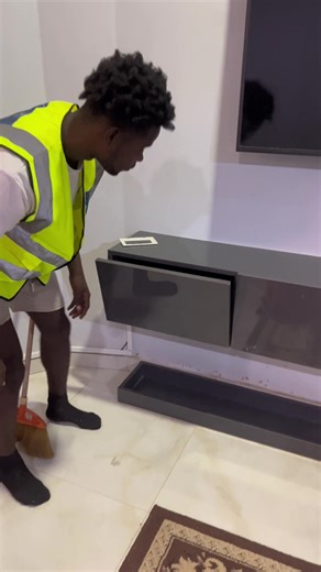 The best quality materials wook worker plug 🔌 located in Accra Teshie 📍right behind Teshie Latter days Saint Church. Hight gloss Laminated floating tv stand.. we make wardrobes / kitchen cabinets and anything wood works HMU 🤙 0546655634 #cteatorsearchinsights #ghanatiktokers🇬🇭🇬🇭🇬🇭 #goviral #fypシ #foryoupage