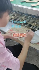 3K views · 49 reactions | Women's sandal shoemaking assembly line process WeChat: 008615017418242 WhatsApp:008618666508451 | Tknowell Cindy Lee | Facebook