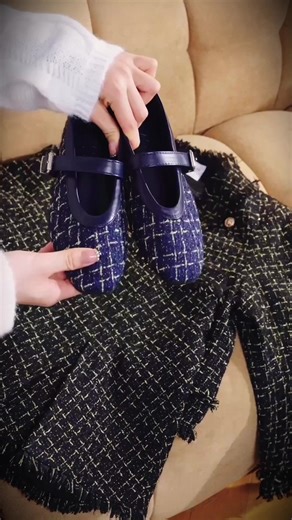 Effortlessly Chic Tweed Outfits for Winter Fashion