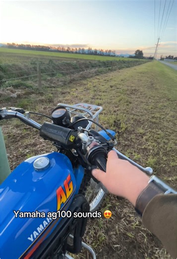 Yamaha AG100: Experience the Dirt Bike Action