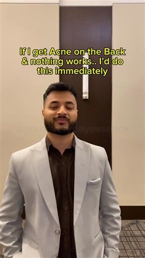 Skincare & Haircare | Rohan Gupta on Instagram: "Do this ⬇️ To fix back acne : • Stabilize hormones (sleep better, reduce stress which lowers cortisol & oil production) • Control oil & clogged pores (use salicylic acid, it clears blocked follicles) • Kill acne-causing microbes (benzoyl peroxide (bacterial) or ketoconazole (fungal)) • Reduce sweat trapping (shower after workouts, avoid tight synthetic clothes) • Improve diet quality (cut sugar & excess dairy which reduces insulin spikes & inflamm