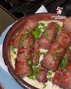 78K views · 659 reactions | Cevape u Kajmaku is one of the most delicious and hearty dishes from Bosnian cuisine. Juicy meatballs (cevap) meet soft, creamy kaymak (kajmak), creating an amazing flavor combination. The creamy texture of the kaymak perfectly complements the spicy taste of the meat.  #geekyfork ️: Instagram/ balkangrill.asanovic | Taste Lab | Facebook
