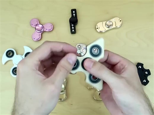 #[Cuby] FIDGET SPINNERS de TODO TIPO! ｜ Cuál es el MEJOR？ ｜ Unboxing #126 (INsTQgqcpE8)-6