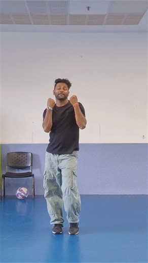 Happy song Dance #ytshorts #dance #happysong #trendingshorts