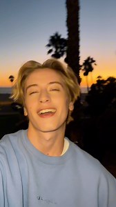 2.6M views · 239K reactions | I’m single | Ralph Leng - Blue | Facebook