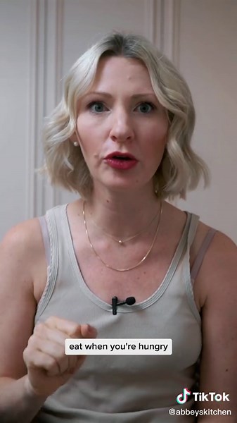 Intuitive eating isn’t just the hunger fullness diet. And for a lot of folks with histories of dieting or restriction, it can be very hard to hear hunger cues. If you don’t have regular hunger cues, we cannot YET just “eat intuitively”- we may need some extra structure until those cues come back. This may mean a dietitian supervised meal plan or regularly spaced meals until those cues come back and can be trusted. #intuitiveeating #foodfreedom #listentoyourbody #hungercues #selfcare #dietculture