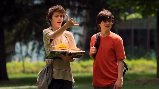 My Babysitter's a Vampire (TV Series 2011–2012)