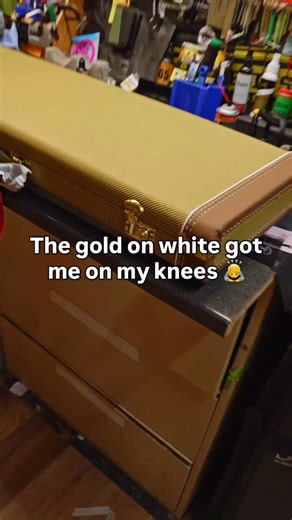 “They don’t make guitars the way they used to,” ok but have you seen this one? @fender American Vintage II 1957 Stratocaster - White Blonde ⚜️ Nitrocellulose Lacquer finish ⚜️ Ash body, 1-pc maple neck, and 3A flame maple fingerboard ⚜️ Custom Shop Fat ‘50s and ‘60s single coil pickups ⚜️ Cold rolled steel tremolo block ⚜️ Bone nut #fender #fenderguitars #stratocaster #fenderstratocaster #guitar | Chuck Levin's Washington Music Center