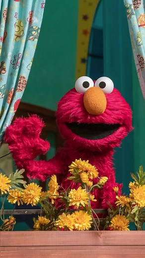 69K views · 648 reactions | Elmo had the best summer ever! #PhotoDump | Elmo | Facebook