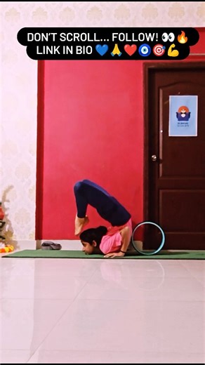 Yoga with Monafitnesst🇮🇳 on Instagram: "One click = endless updates 💥 Go follow my Facebook page now 👉💙 @monafitnesst . . . . . . Backbend stretch , salabhasana advance yoga🔥 . . . #monafitnesst #yogawithmonafitnesst #explore #yoga yogateacher"