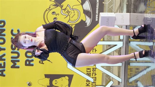 「韩国饭拍」190608 XOX Yui-I'm So Hot♡Momoland♡@ Aekyung Music Room 4K 60P Fan