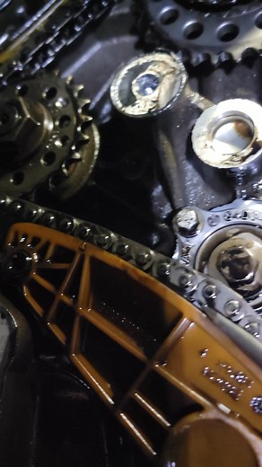 Ingenium timing chains on a Jaguar F-pace this time, always think im doing something wrong when I have to clock the crank anticlockwise around 15 degrees to get the locking tool to go in after the camshaft locking plate is in  #ingenium #Jaguar #timingchain #rattle https://jsautotuning.co.uk/services/ingenium-timing-chain-specialists/ | JS Auto Tuning & Performance | Facebook