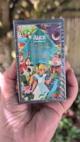 Alice in Wonderland Tarot Deck | Wonderland Tarot Cards | Whimsical Tarot Deck | Storybook Tarot | 78 Card Tarot | Beginner Tarot - Etsy