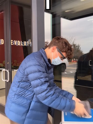 bro broke into syphers house what on earth is this #fortnite #usecodeaid #gaming #fortnitememes #fortniteclips #aid #chapterseven #sypherpk