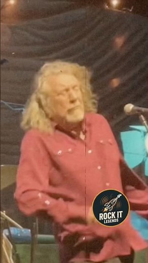 Robert Plant attacked on stage but kept rocking! 💥🎸 #shorts #RobertPlant #LedZeppelin
