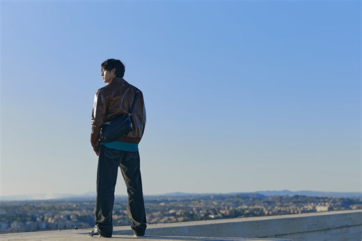 ストレイキッズのバンチャンとフェンディがコラボ！待望の新曲がリリース決定！｜Fashion｜madameFIGARO.jp（フィガロジャポン）