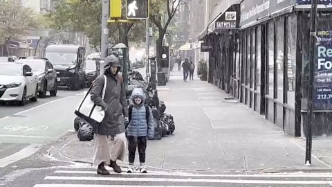 NYC sees first snow of the season after cold November air moves in