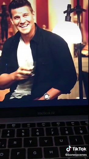 - “i feel so at home right now” 🤨🤨🤨 #bones #bonestvshow #bonestv