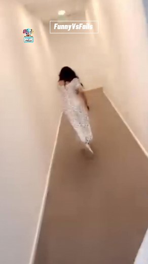 People Fails – The Funniest Moments Caught on Camera! #PeopleFails #EpicFails #FunnyMoments #CrazyClips #InstantKarma | FunnyVsfails