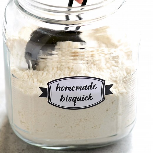 This Homemade Bisquick copycat recipe is easy to make and can be used for various recipes from biscuits to pizza crust and pancakes to cobbler. Printable Recipe Card ➡️ https://www.thegunnysack.com/homemade-bisquick-copycat-recipe/ | The Gunny Sack