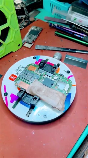 Rajnigandha versus OnePlus note C2 lite death 😭😂😂😂 #viralvideo #reapringheard #samsungs22ultra