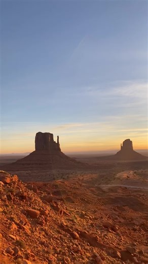 Exploring Monument Valley: A Travel Guide