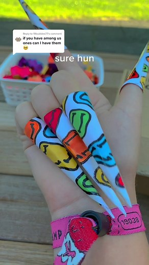 Replying to @19bubbles77 hehe #baddie #baddienails #papernails #nails #shop #packing #fake #fyp #foryou #foryoupage #blowthisup ##blowup #viral