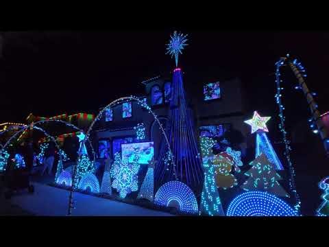 🎄✨ In Dulci Jubilo | Mike Oldfield 🎶 Classic Christmas Light Show | Starkey Ranch