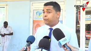 206K views · 1.5K reactions | Après avoir été condamné ce matin à 2 ans d'emprisonnement avec sursis ainsi qu'une inscription au fichier des délinquants sexuels, vivez les premiers mots de Cedric CORNET face à la presse. #Canal10 #TéléAnNou | canal 10 | Facebook