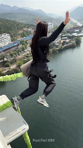 My Dramatic mom jump water 😱😰 ~Constructing Log Cabin in Wild | Survival Skills