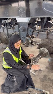 5.2M views · 10K reactions | #abaya #abayafashion #working #garage #truck | Fzvlogger | Facebook