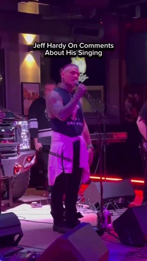 Jeff Hardy said he doesn’t read comments after his musical performances anymore when somebody told him: “You make Jericho seem like a good singer” 😂 | Wrestling - WWE Gaff MPEN - WGM