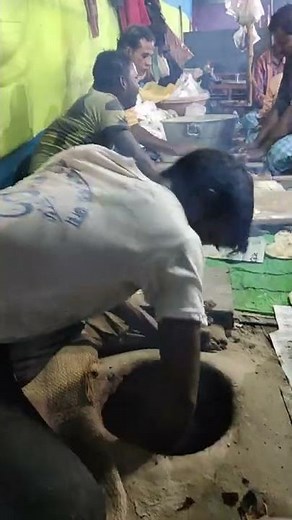 Dhaba Style Tandoori Roti Making | Tandoori Roti #shorts
