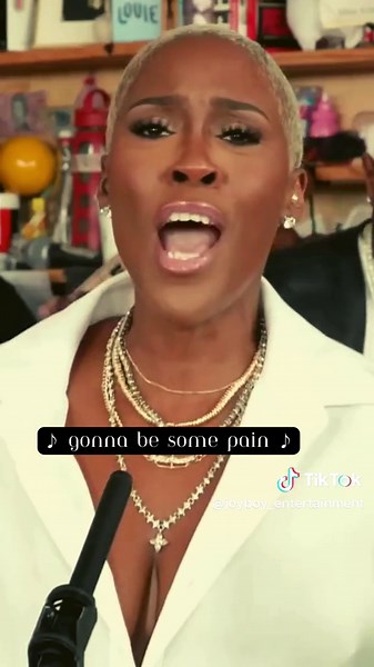 SWV Performs 'Right Here' Live at Tiny Desk Concert | NPR