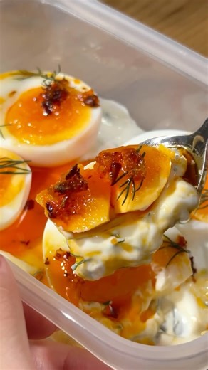 Marion's Kitchen on Instagram: "Breakfast of champs… but make it spicy 🌶🍳 Big spoonful of Marion’s Kitchen Crispy Chilli Oil = instant upgrade. Here’s what you’ll need: - 8 eggs - 400g thick Greek yoghurt - ½ tsp finely grated garlic - Sea salt, to taste - Roughly chopped dill, to serve - 3 tbsp Marion’s Kitchen Crispy Chilli Oil - 25g butter - 2 tbsp honey Full recipe steps are up on our website 😋"