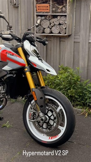 The all new 2026 Hypermotard V2 SP 🤍🩶❤️
