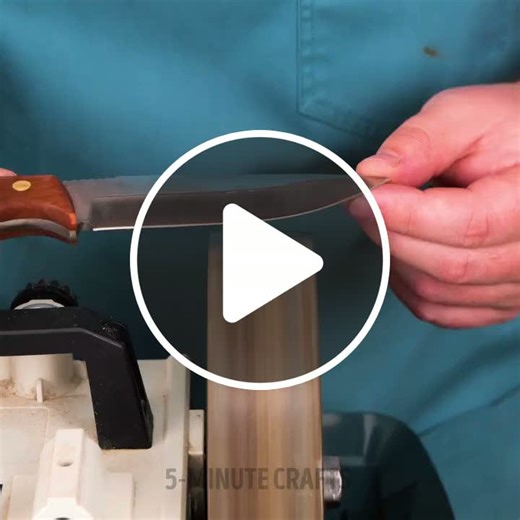 Reuse of a PVC pipe in the creation of an knife case - NewsBreak