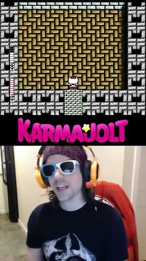 Blaster Master Pause Trick (NES) - A Wild Glitch Appears! #shorts