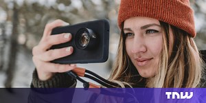 Moment’s OnePlus 6 cases turn it into a mini DSLR
