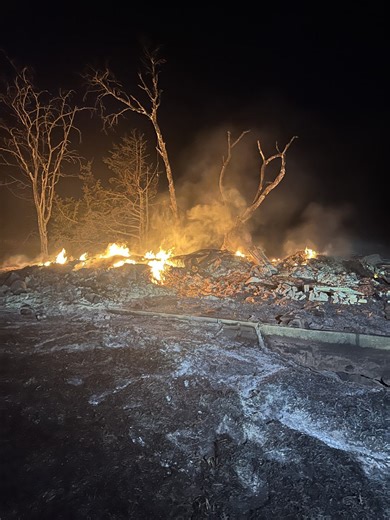 Crews contain wildfire in Comanche County
