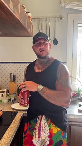 343K views · 2.1K reactions | Spag Bol Cooked For 12 in The Spanish Villa | The Hanson Family | Facebook