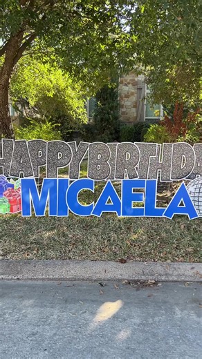 Micaela’s Sweet 16 yard card celebrating her favorite things: shopping, coffee, travel, music and of course getting her drivers license! #yardcards #yardgreetings #yardsigns #yardcardrentals #birthdaysign