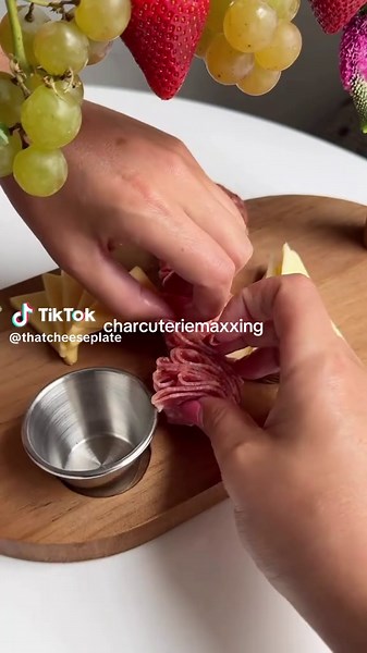 DIY Charcuterie & Cheese Board Ideas