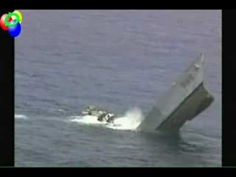MK-48 Torpedo takes out a destroyer