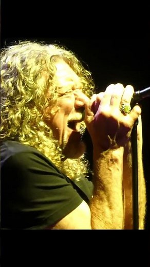 Robert Plant performing Gallows Pole Sep 2019 in Noblesville, Indiana #robertplant #ledzeppelin